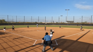 2023-10-28 – Riley Green RBI Single